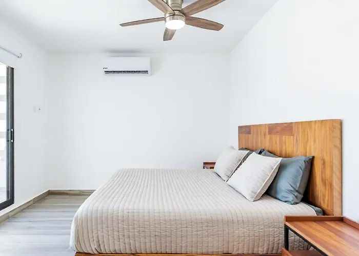 Stylish & Bright Contemporary 3bd I Pool! Playa del Carmen