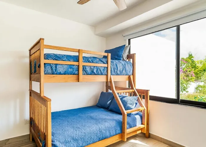 Casa de férias Stylish & Bright Contemporary 3bd I Pool! Playa del Carmen