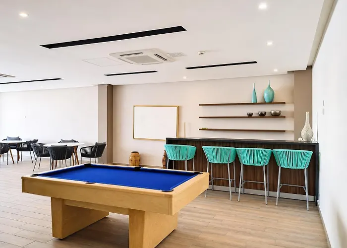 Casa de férias Stylish & Bright Contemporary 3bd I Pool! Playa del Carmen